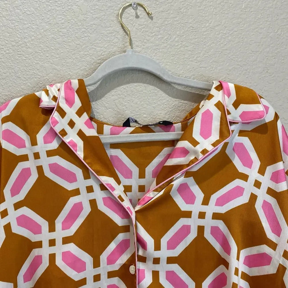 ZARA Geo Pajama Style Top Lounge Wear Blogger Favorite Retro Mod Size Small - Picture 5 of 7